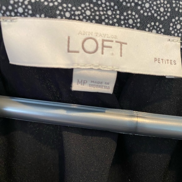 LOFT dress with optional tie - Picture 6 of 6